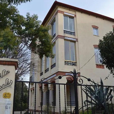Apartment Spacieux 3 Chambres, Garage, Proche Port Et - - Fr-1-225c-17 *